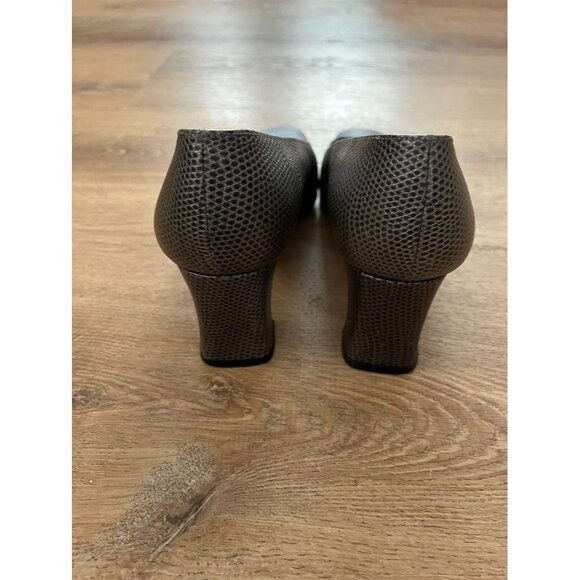 EUC Stuart Weitzman Shoes - Picture 3 of 5